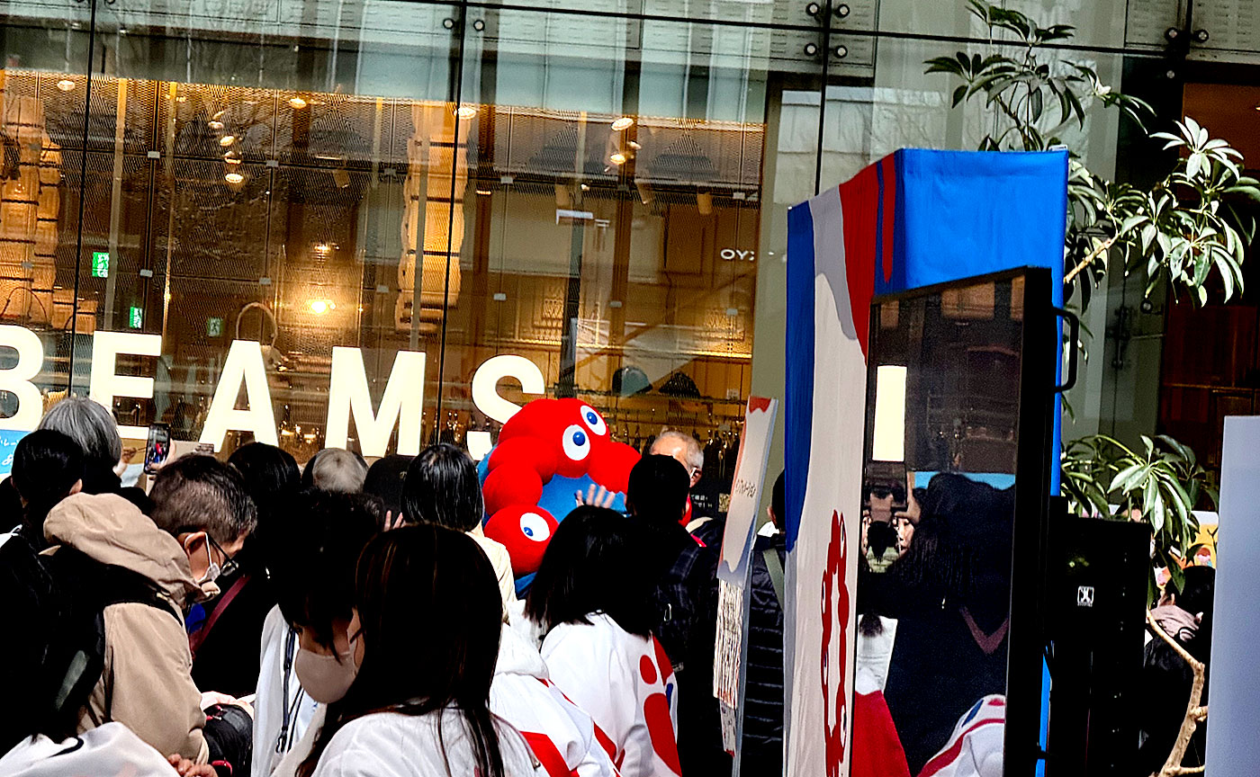 未来につなぐ万博展・東京丸ビル