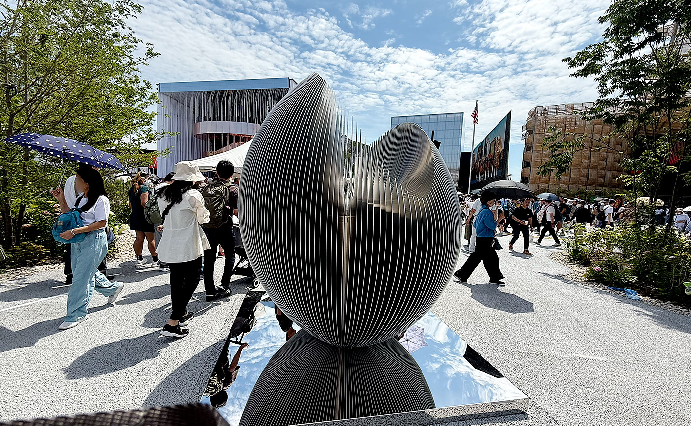 金沢しいのき緑地に「光の広場」のオブジェ