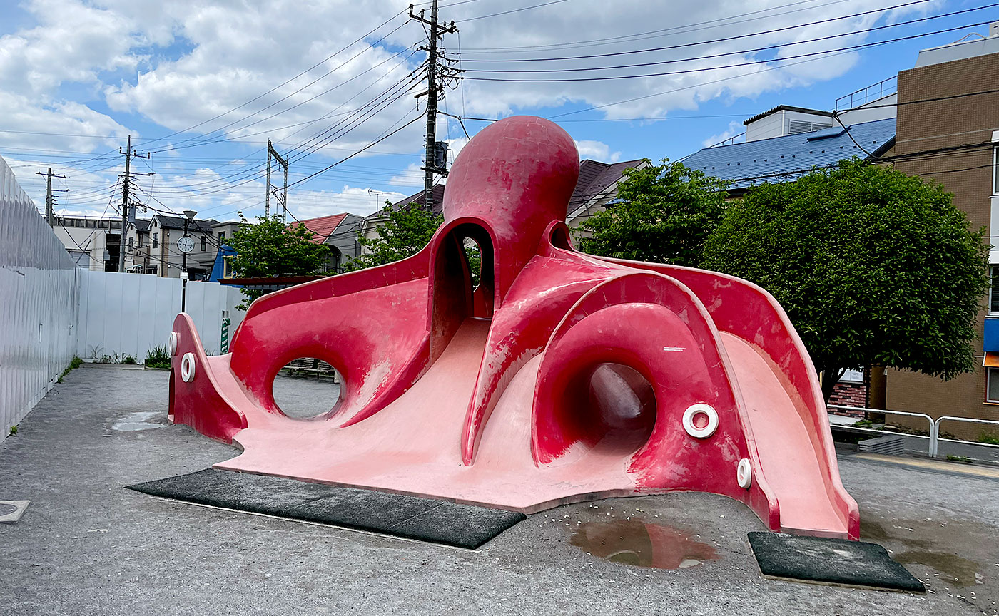 The Playful Octopus Awaits at Shinmei Children's Park