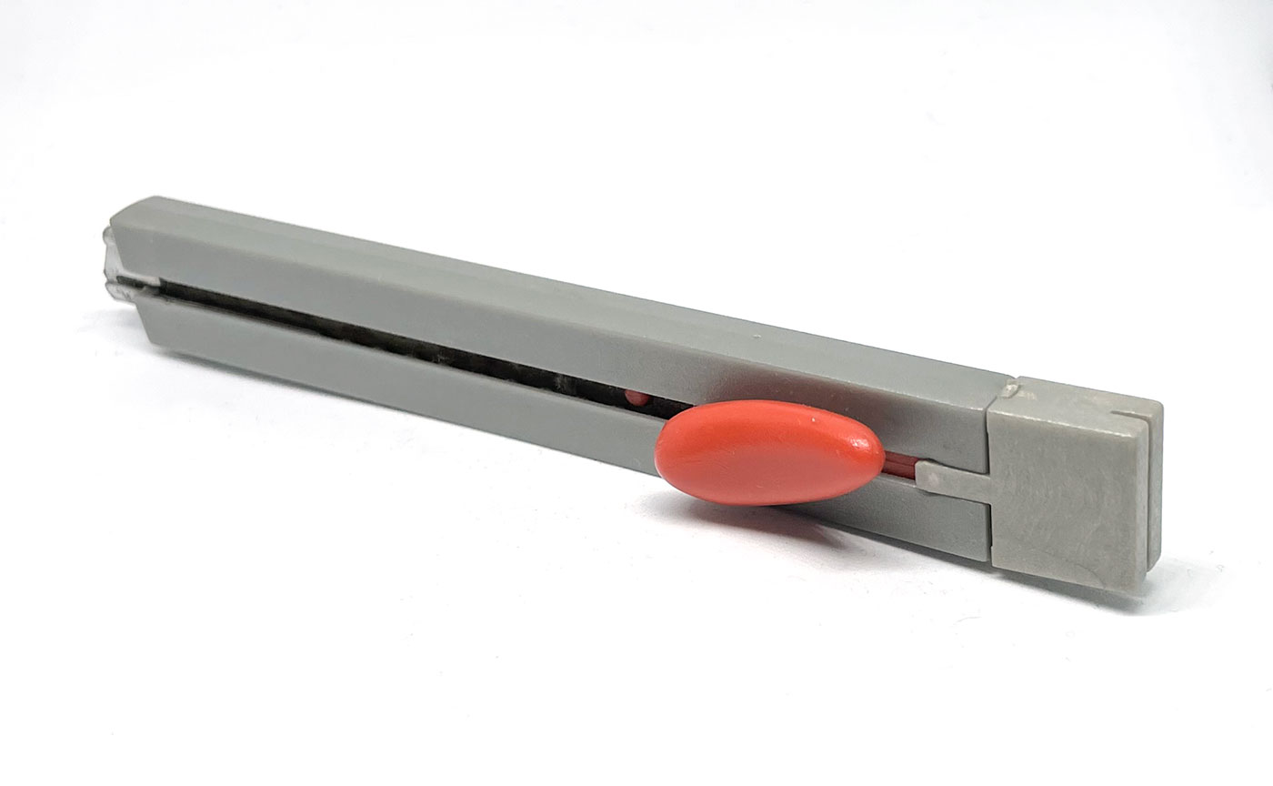 スタルクのセブンイレブンのカッター